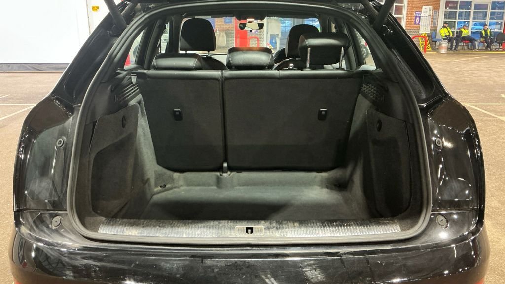 Used Audi Q3 2016 for sale - 77557856: Photo 15