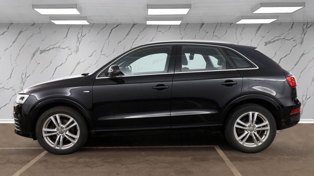 Used Audi Q3 2016 for sale - 77557856: Photo 9