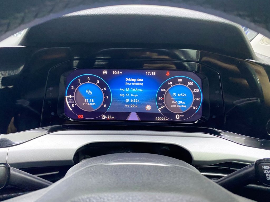 Used Volkswagen Golf 2021 for sale - 76740432: Photo 21