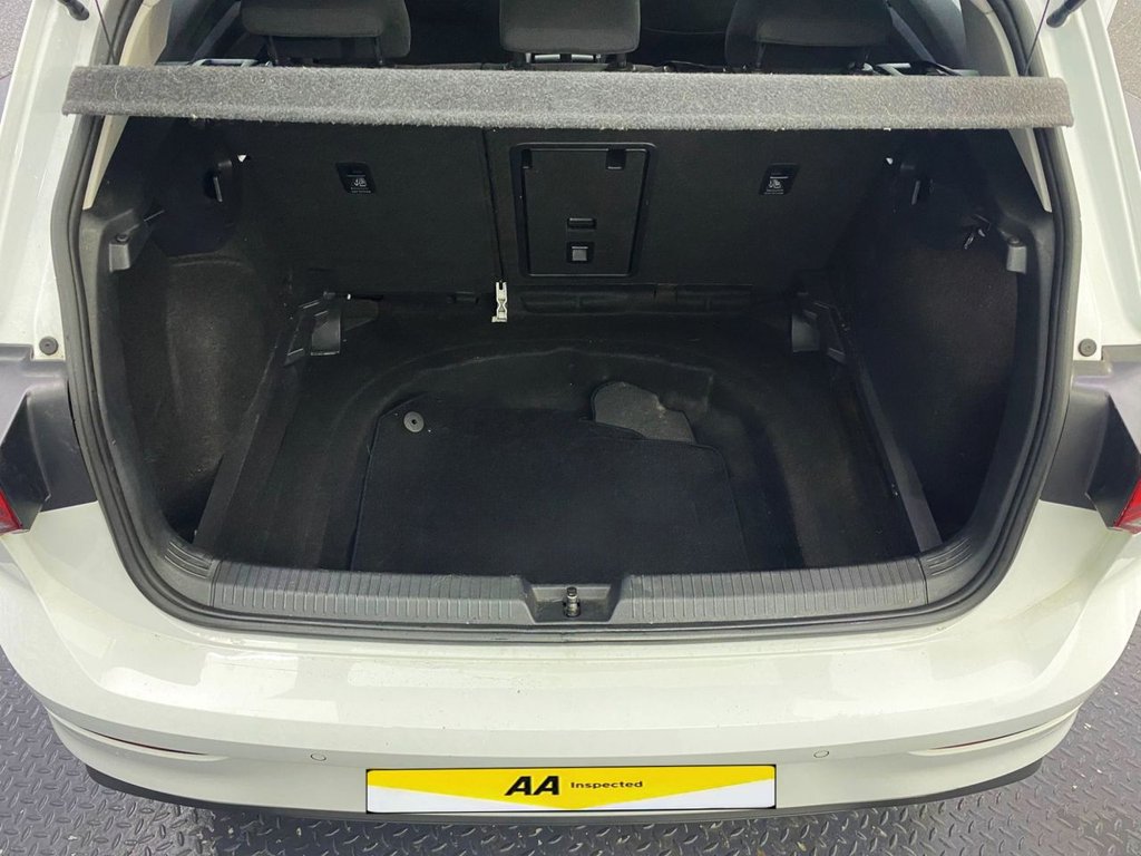 Used Volkswagen Golf 2021 for sale - 76740432: Photo 27