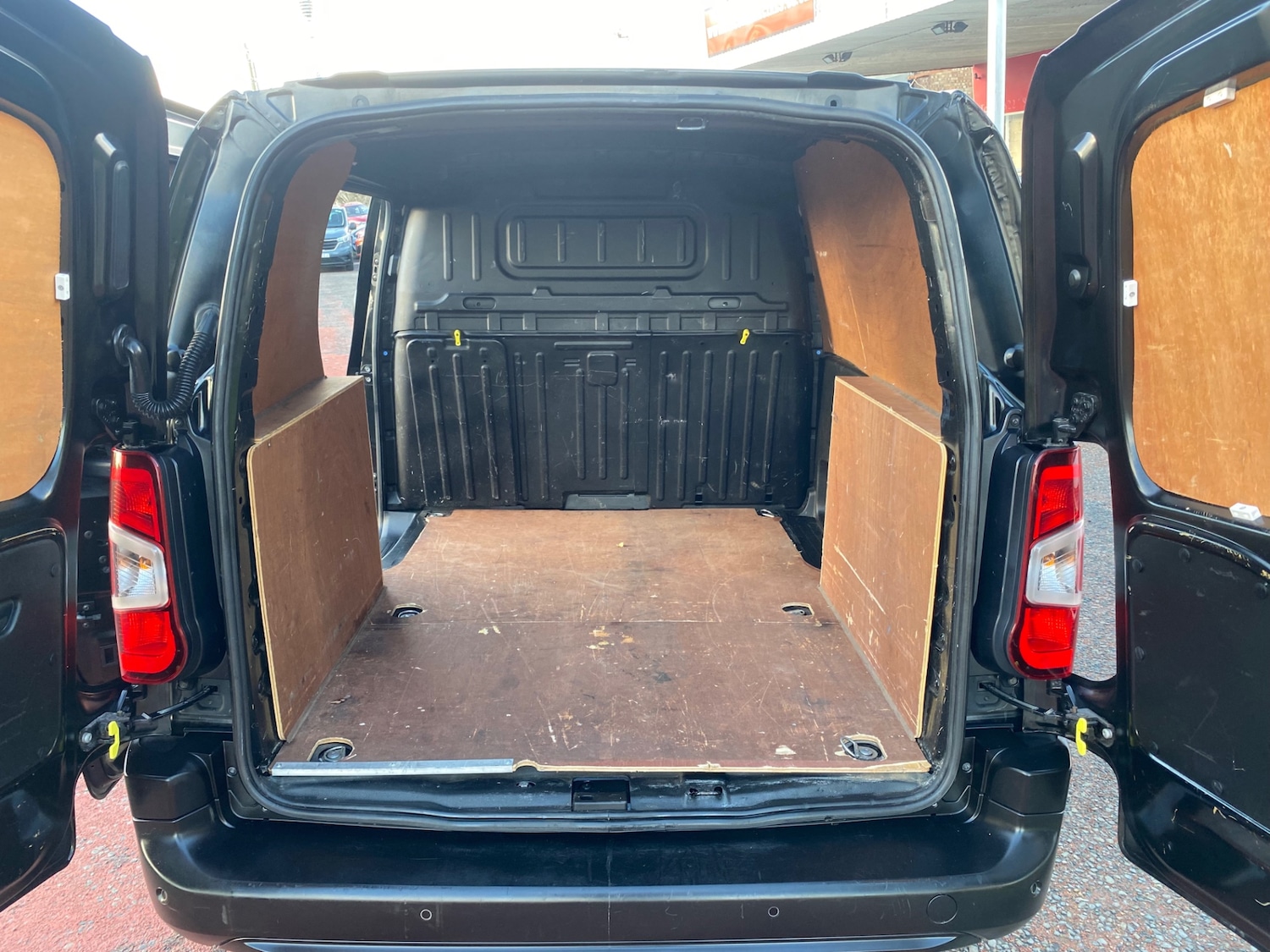 Used Citroen Berlingo 2019 for sale - 76879621: Photo 17