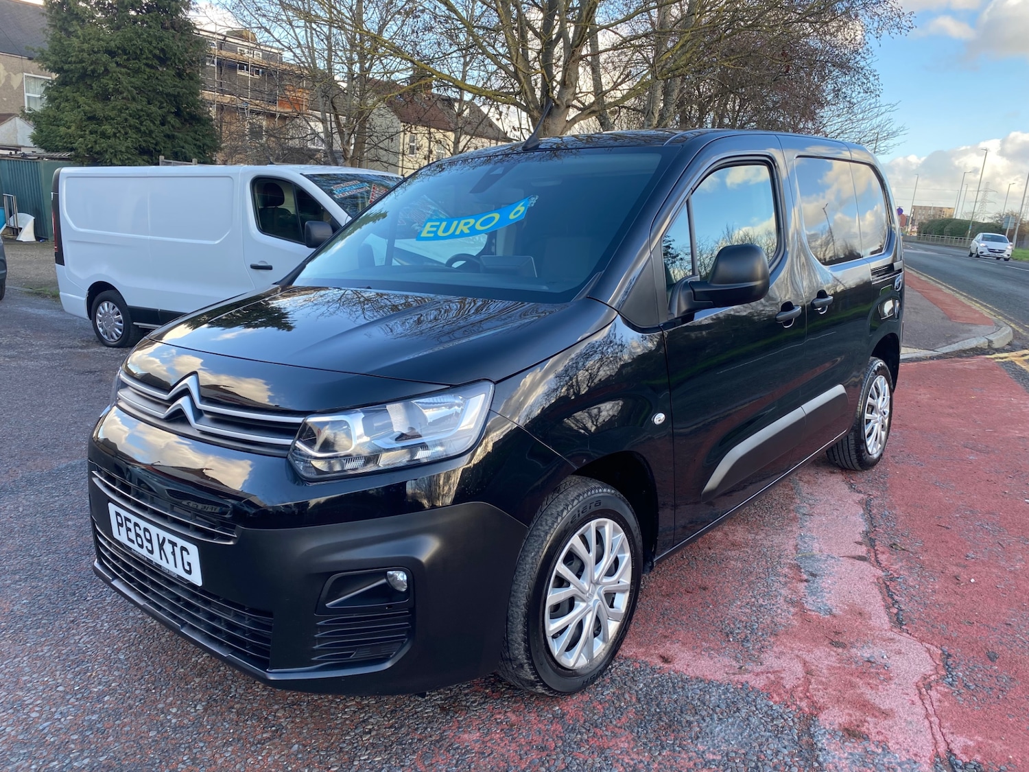 Used Citroen Berlingo 2019 for sale - 76879621: Photo 3