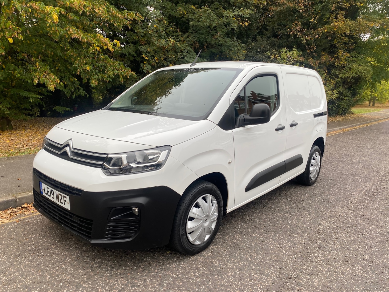 Used Citroen Berlingo 2019 for sale - 76262733: Photo 2