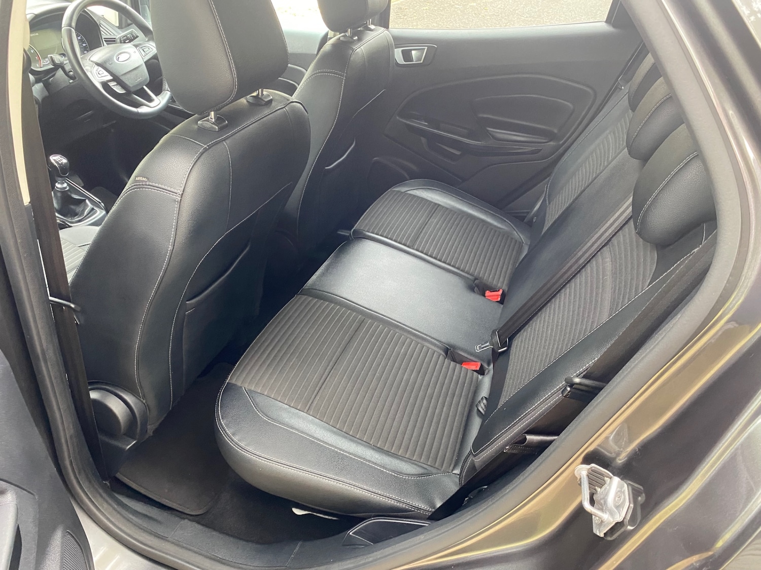 Used Ford Ecosport 2018 for sale - 76194243: Photo 12