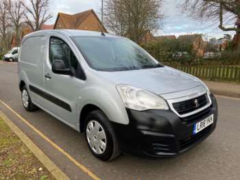 Used Peugeot Partner 2018 for sale - 69671946: Photo