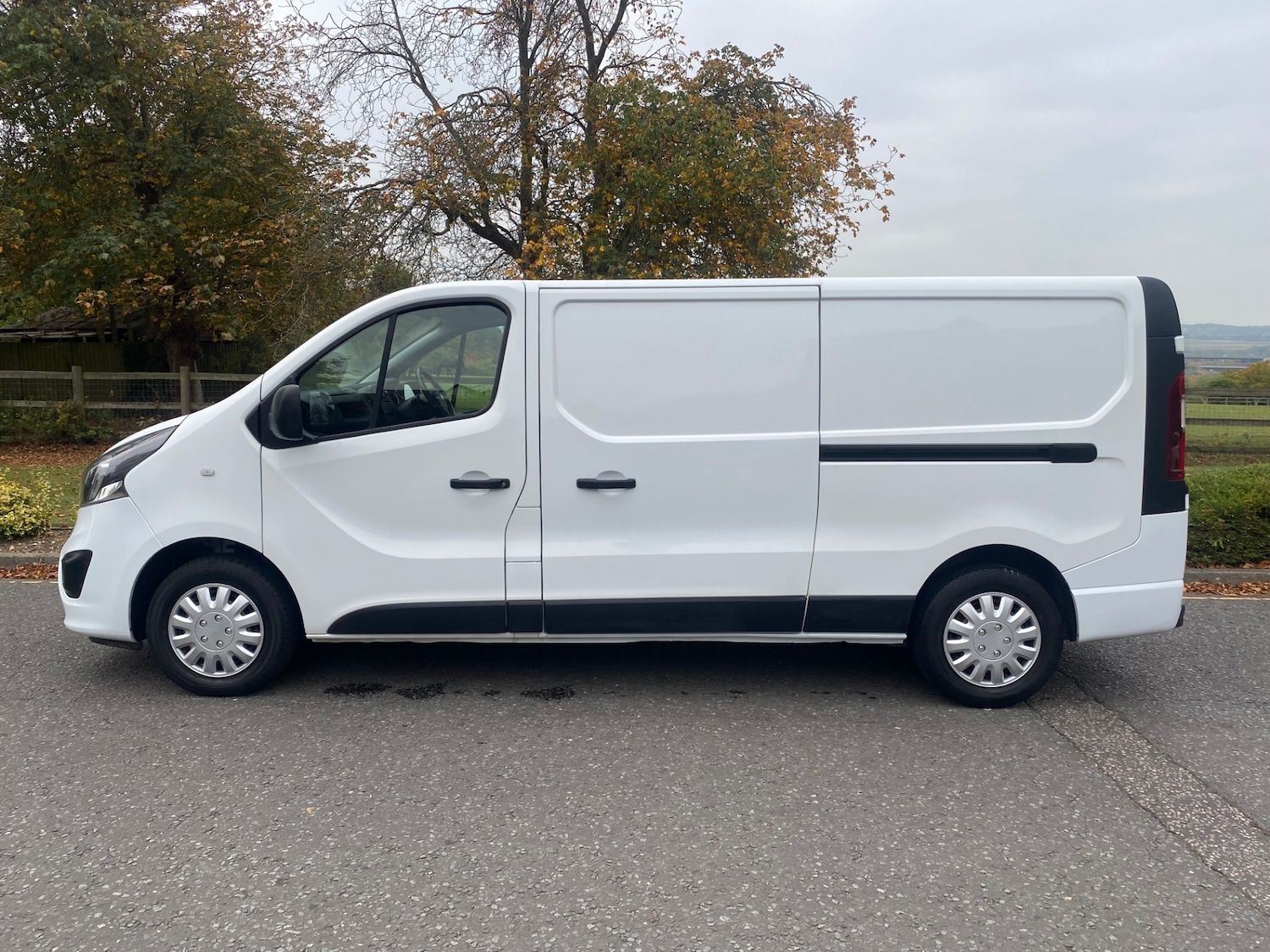 Used Vauxhall Vivaro 2018 for sale - 76242812: Photo 6