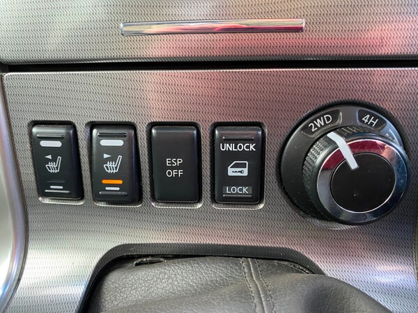 Used Nissan Navara 2011 for sale - 62270952: Photo 24