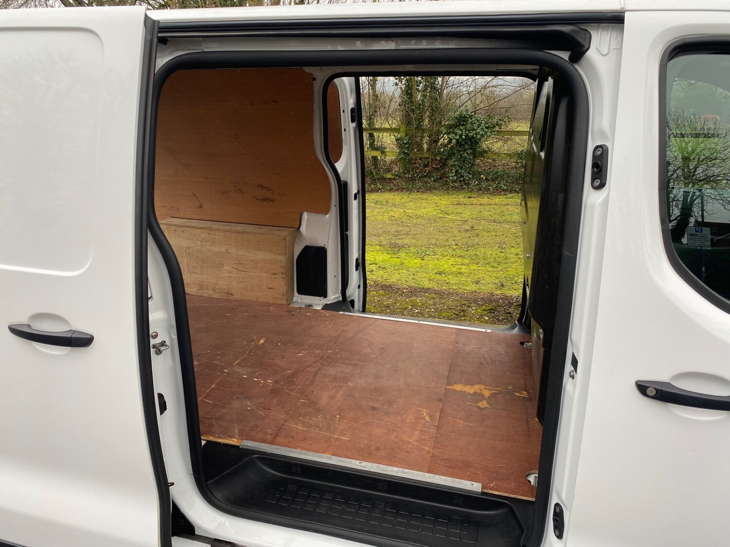 Vehicle 21