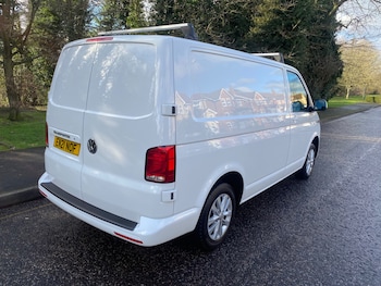 Used Volkswagen Transporter 2021 for sale - 77261189: Photo