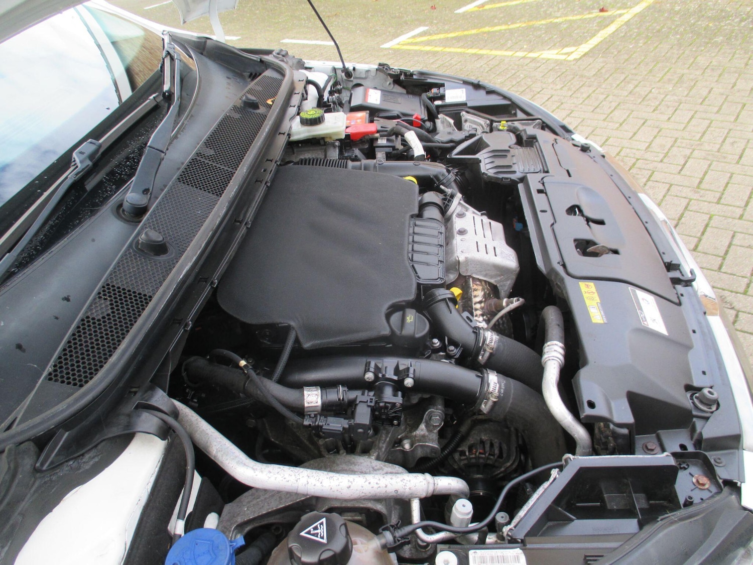 Used Peugeot 308 2015 for sale - 76512591: Photo 15