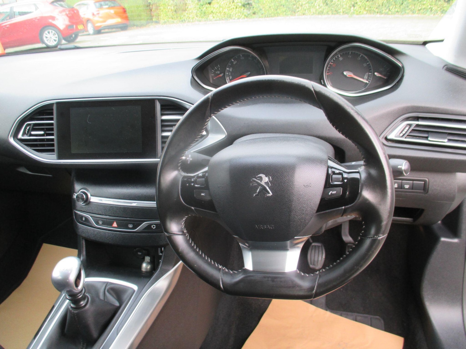 Used Peugeot 308 2015 for sale - 76512591: Photo 18