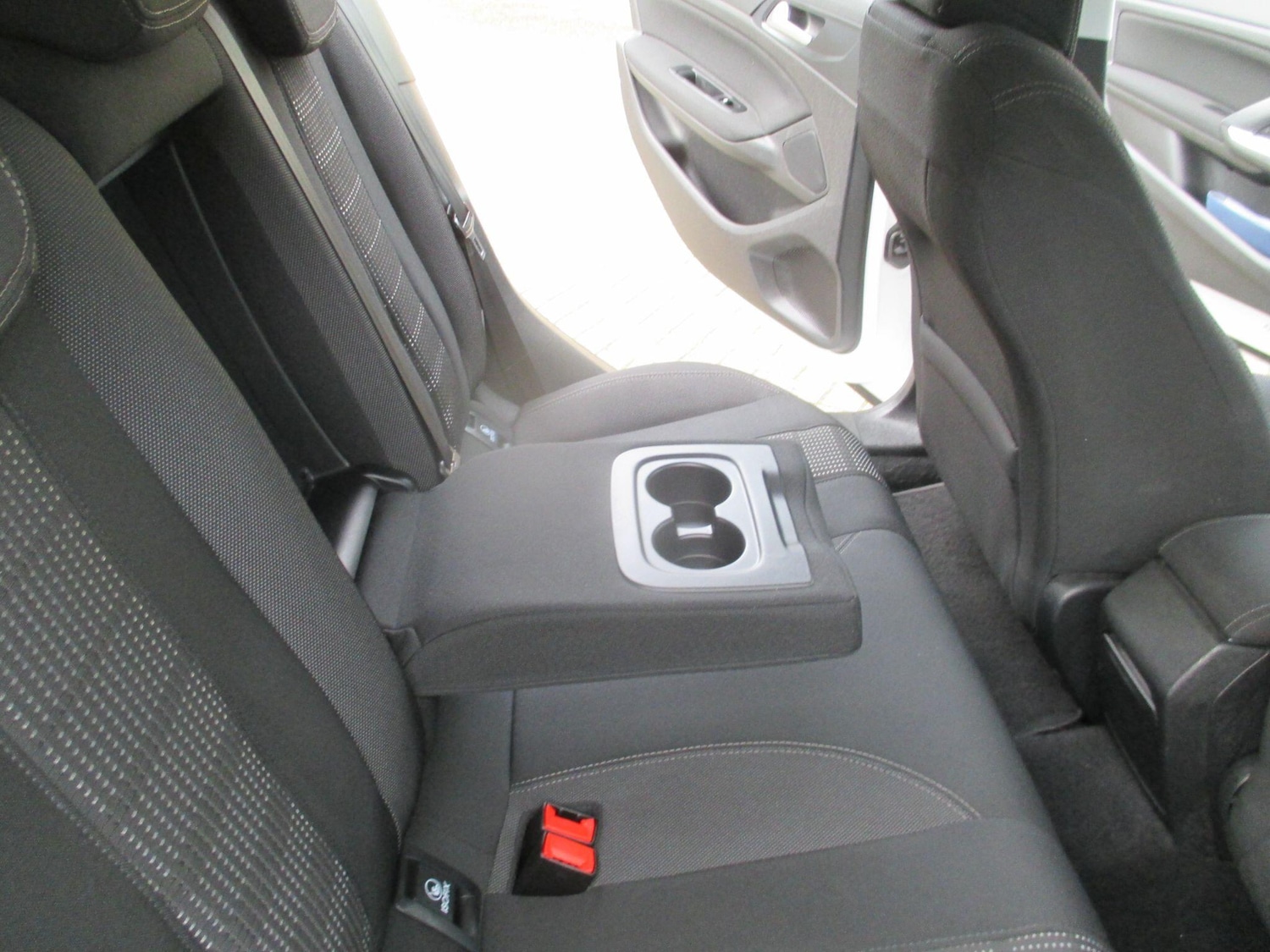 Used Peugeot 308 2015 for sale - 76512591: Photo 38