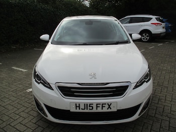 Used Peugeot 308 2015 for sale - 76512591: Photo