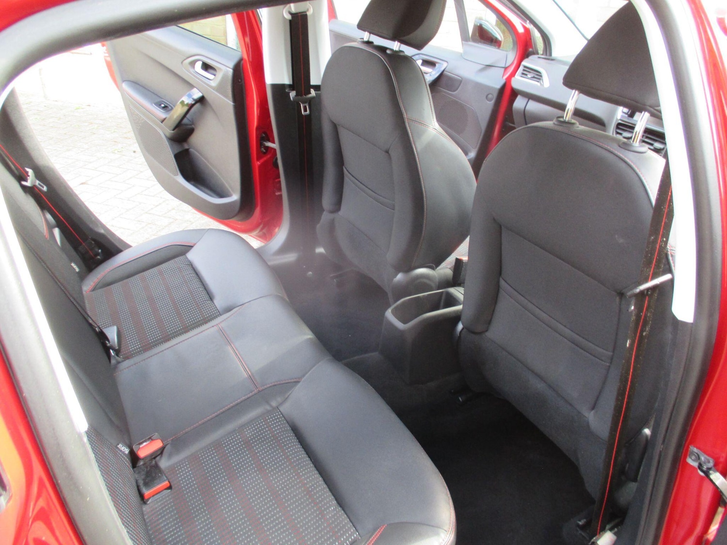 Vehicle 27
