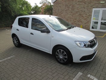Used Dacia Sandero 2017 for sale - 79635175: Photo