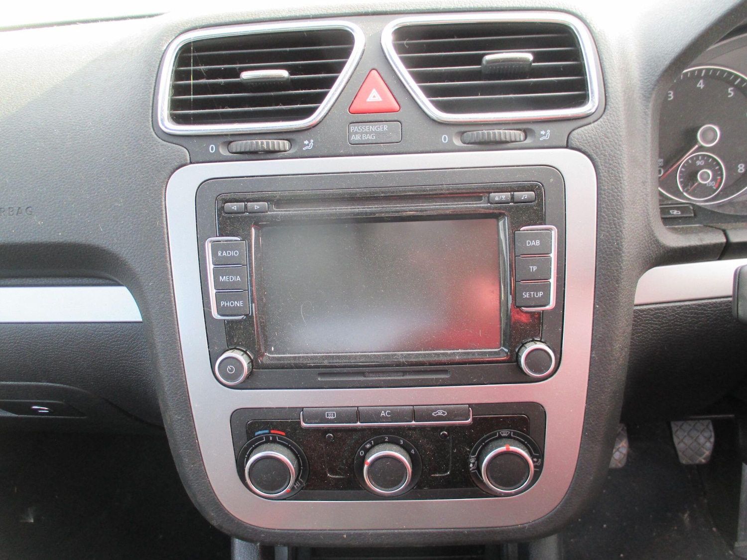 Used Volkswagen EOS 2011 for sale - 76397845: Photo 15