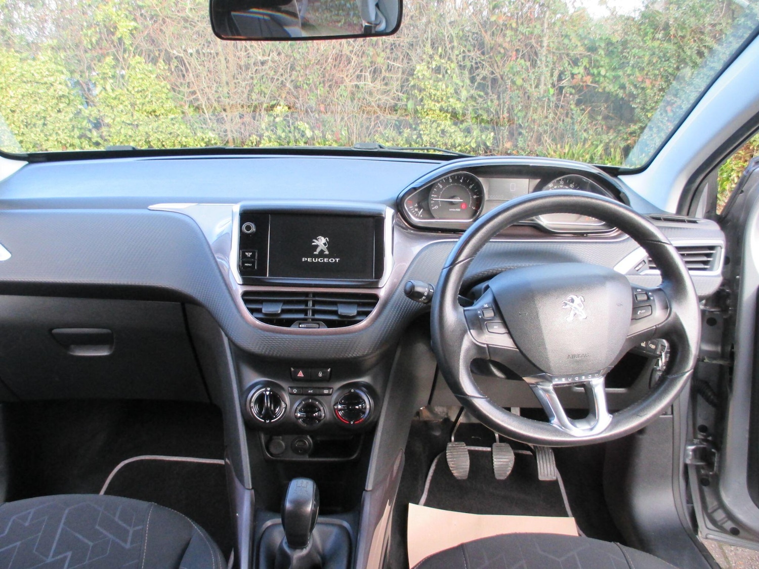 Used Peugeot 2008 2014 for sale - 77377623: Photo 14