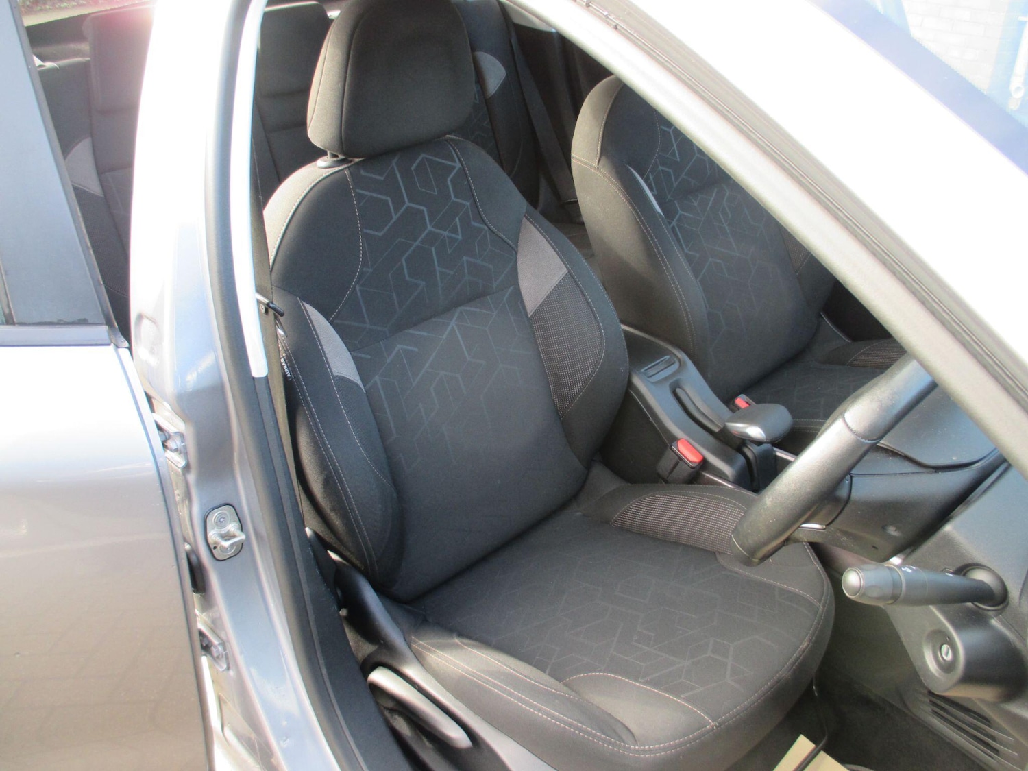 Used Peugeot 2008 2014 for sale - 77377623: Photo 20