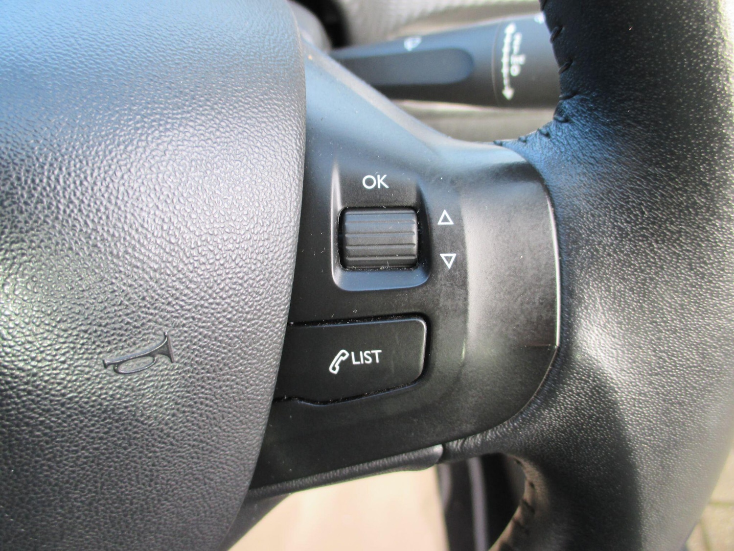 Used Peugeot 2008 2014 for sale - 77377623: Photo 32