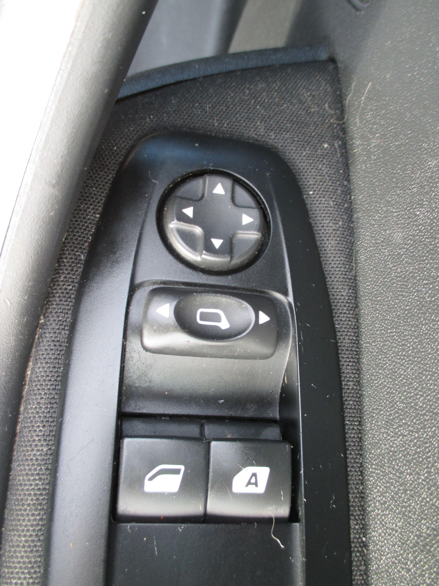 Used Peugeot 2008 2014 for sale - 77377623: Photo 41