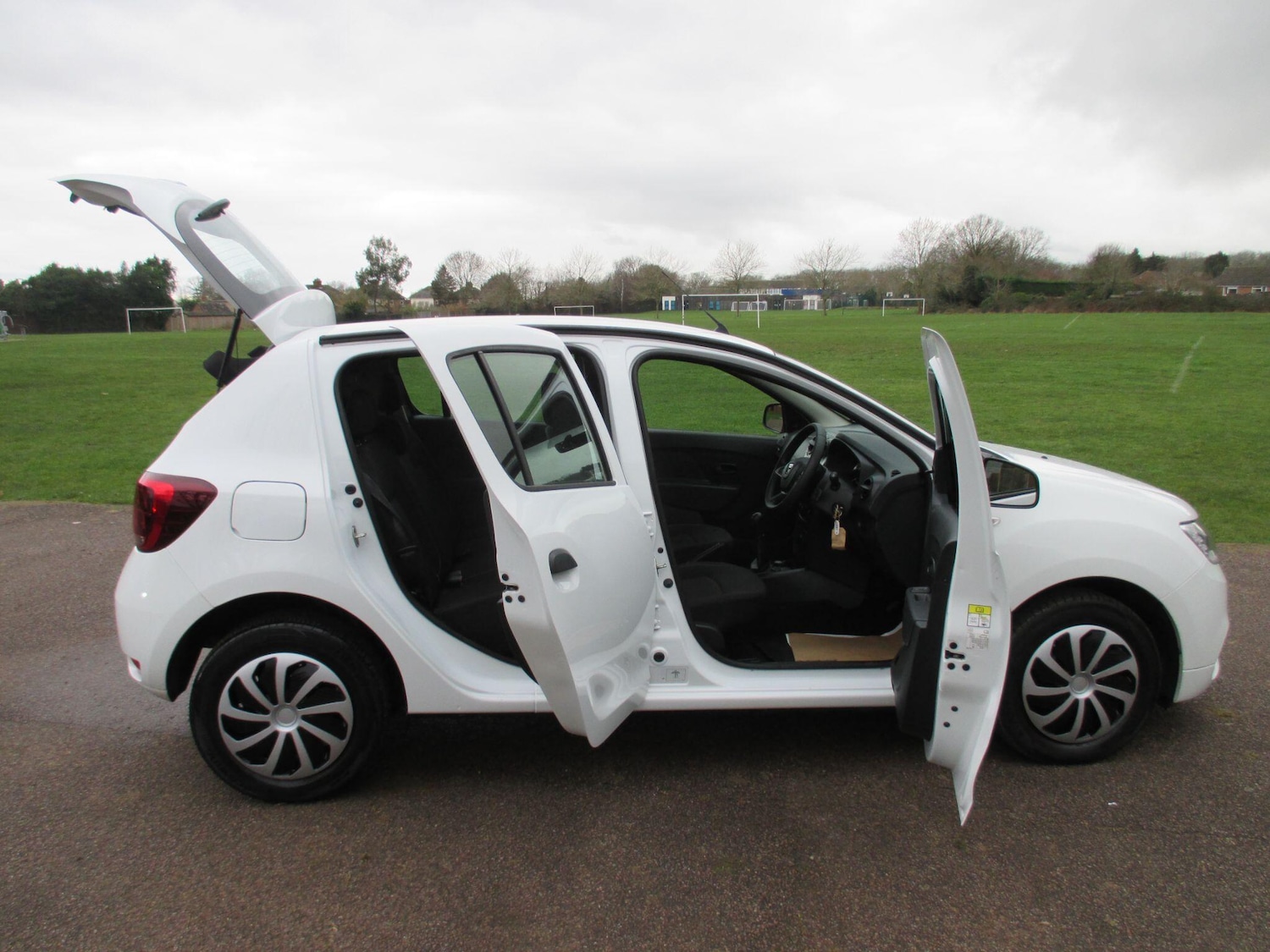 Used Dacia Sandero 2019 for sale - 77625142: Photo 9