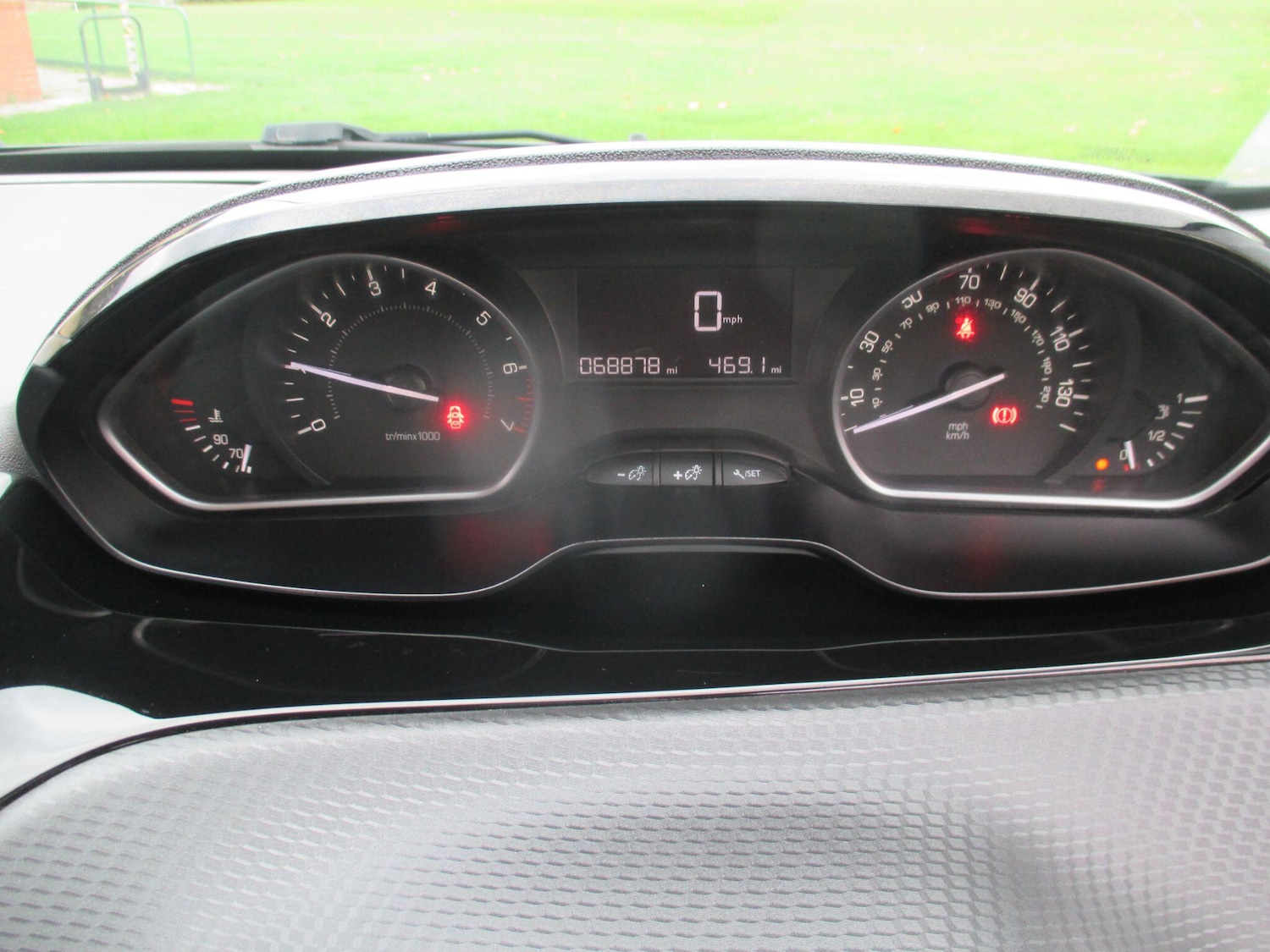 Used Peugeot 2008 2018 for sale - 76607479: Photo 18