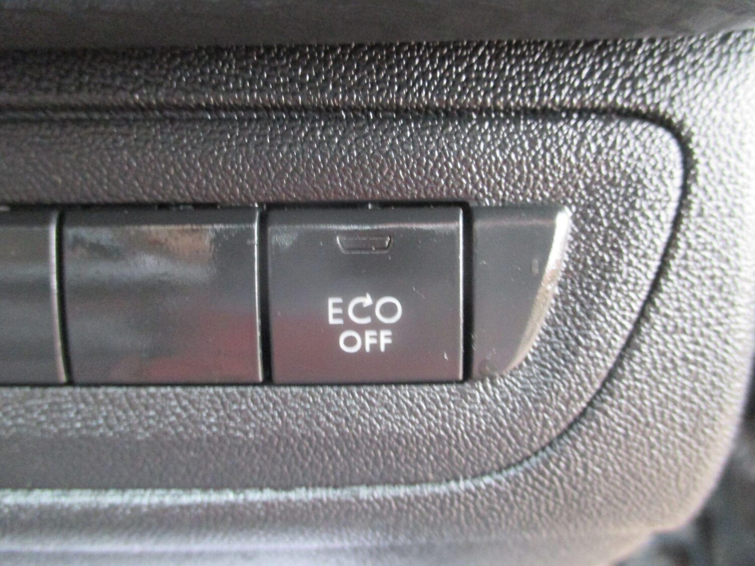 Used Peugeot 2008 2018 for sale - 76607479: Photo 39