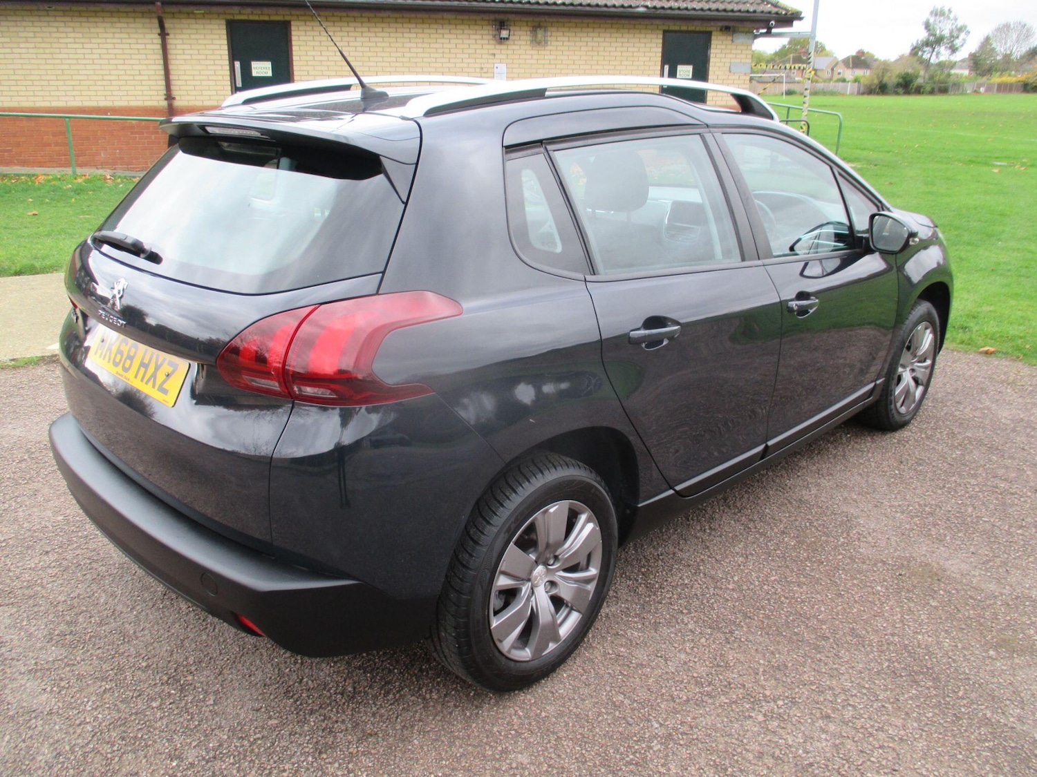 Used Peugeot 2008 2018 for sale - 76607479: Photo 5