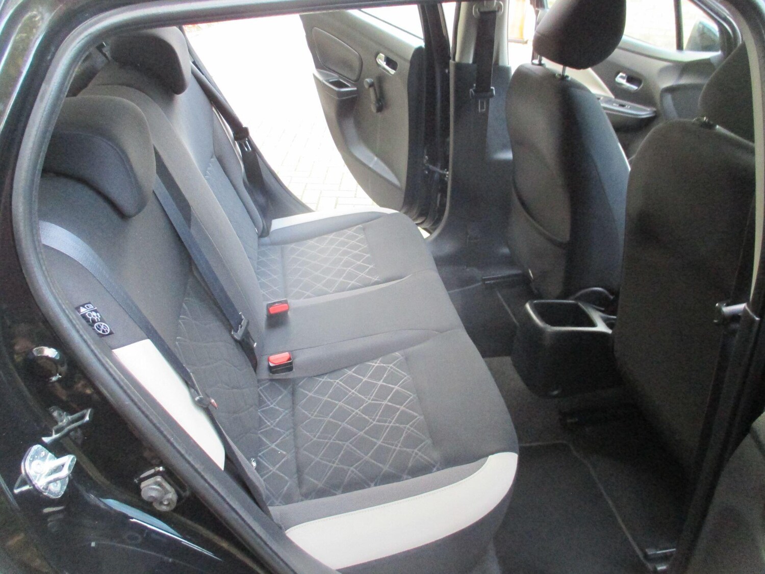 Used Nissan Micra 2018 for sale - 76388995: Photo 28