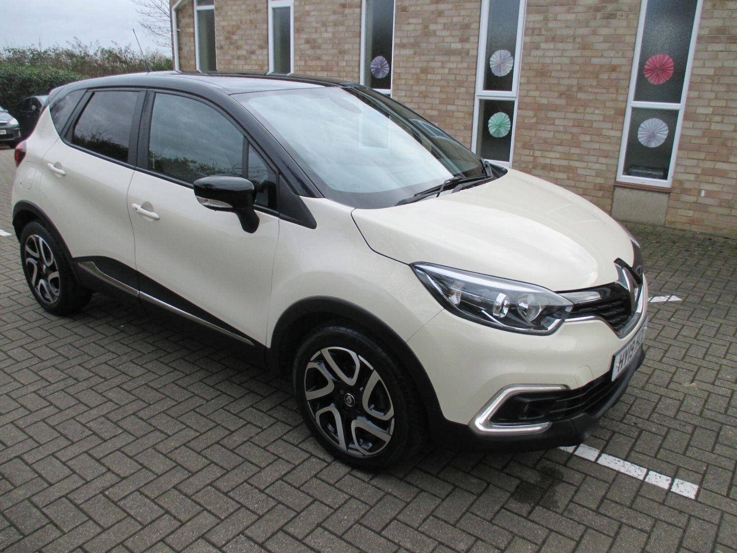 Used Renault Captur 2019 for sale - 77657577: Photo 1