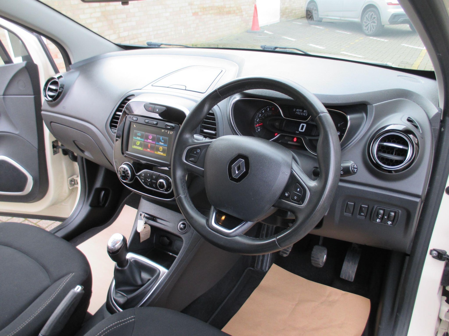 Used Renault Captur 2019 for sale - 77657577: Photo 16