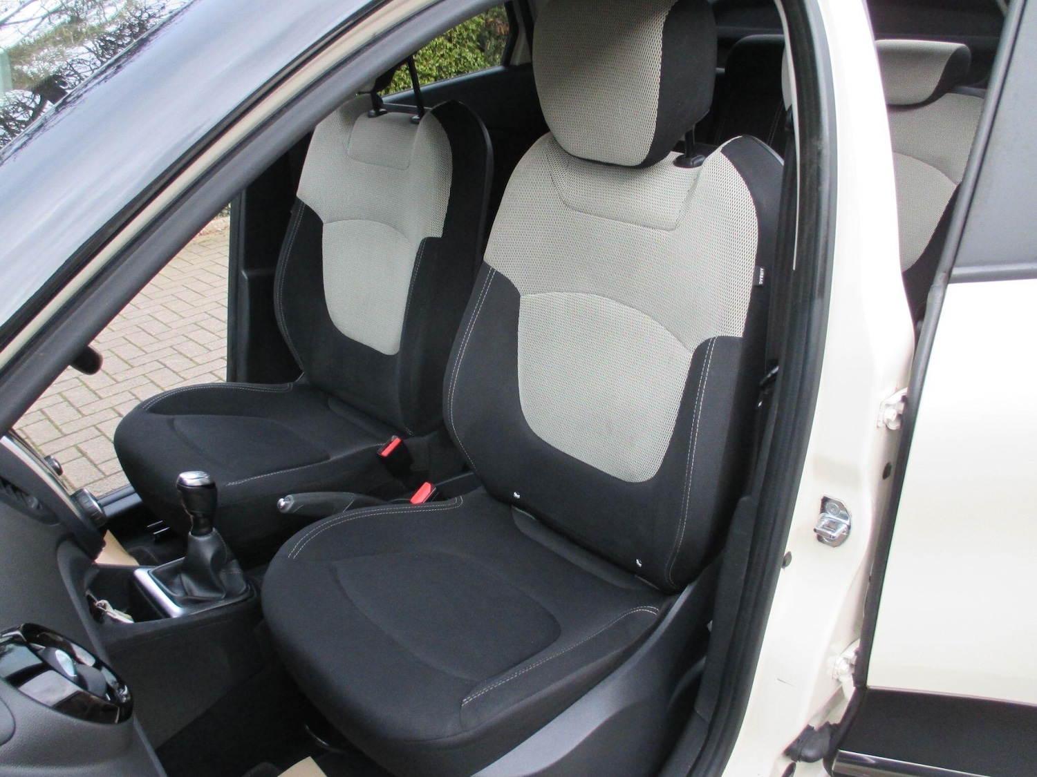 Used Renault Captur 2019 for sale - 77657577: Photo 23