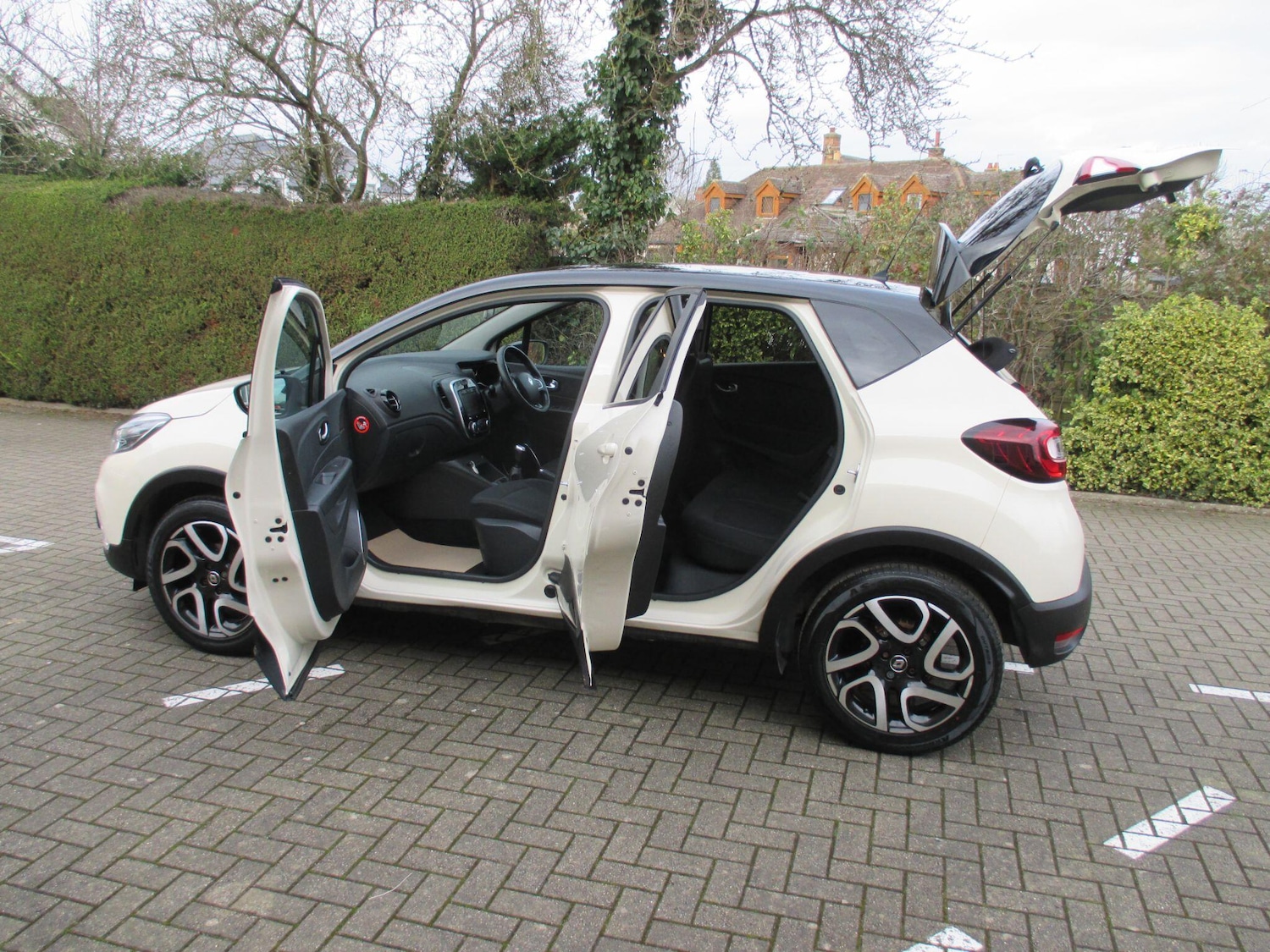 Used Renault Captur 2019 for sale - 77657577: Photo 9