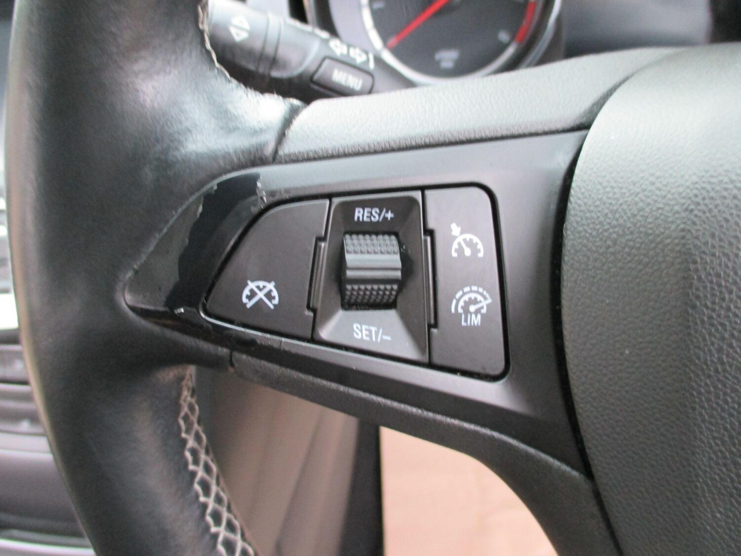 Used Vauxhall Astra for sale - 77704818: Photo 32