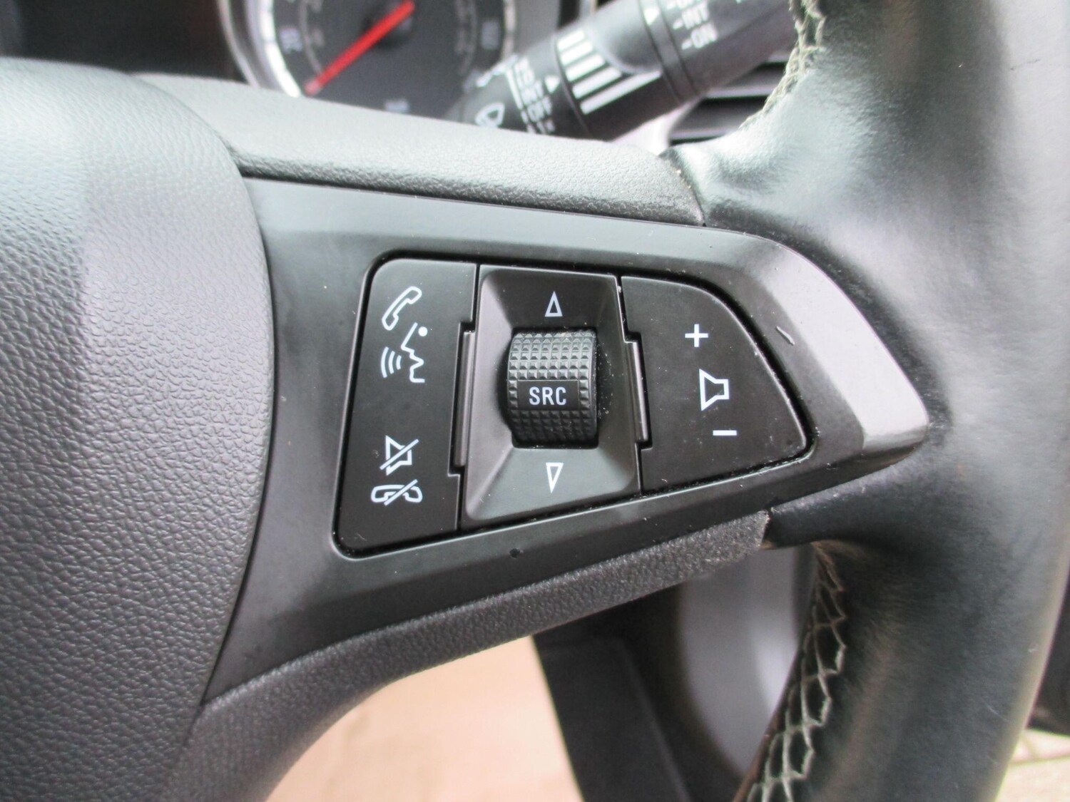 Used Vauxhall Astra for sale - 77704818: Photo 33