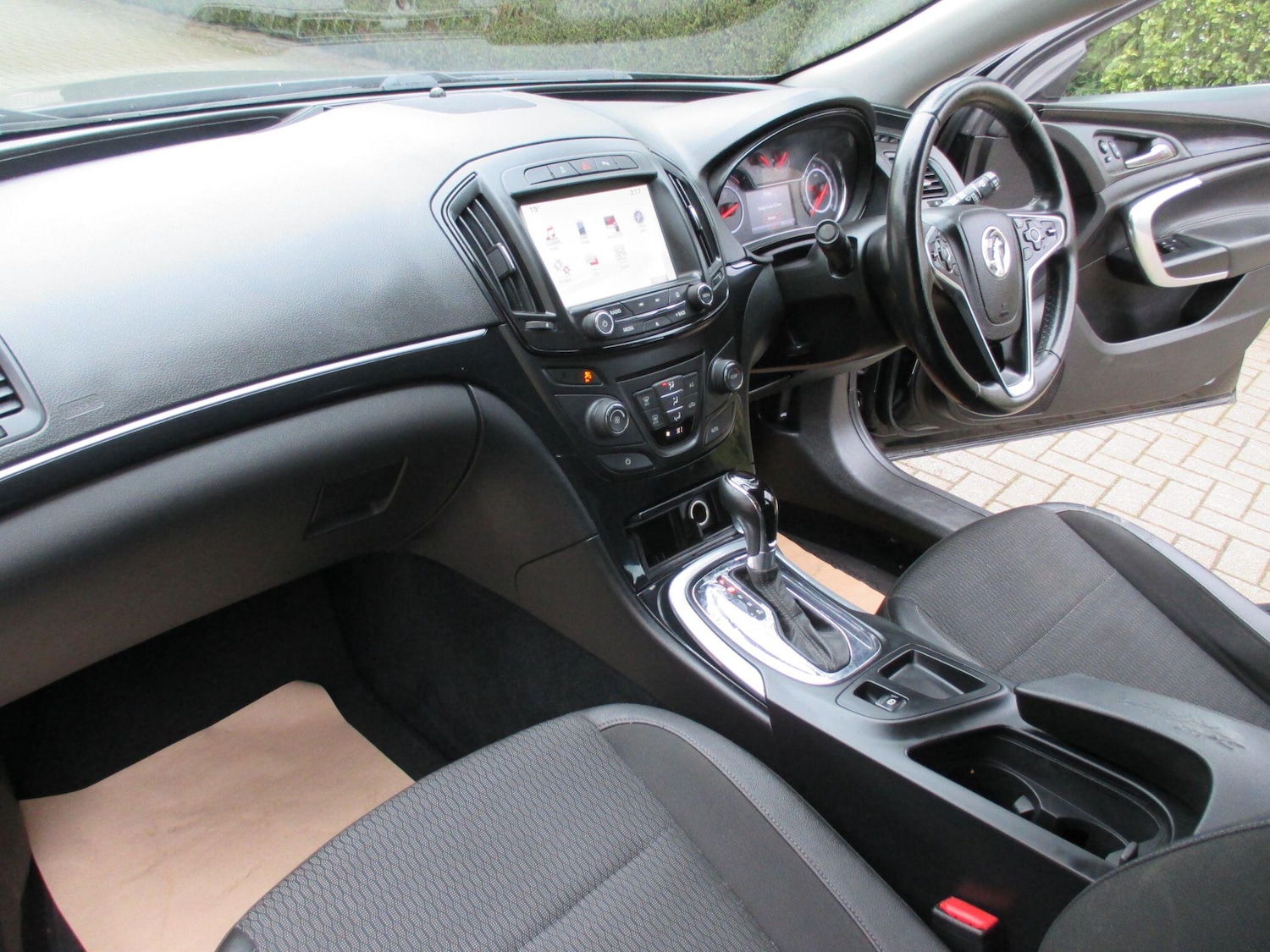 Used Vauxhall Insignia 2017 for sale - 77658718: Photo 16