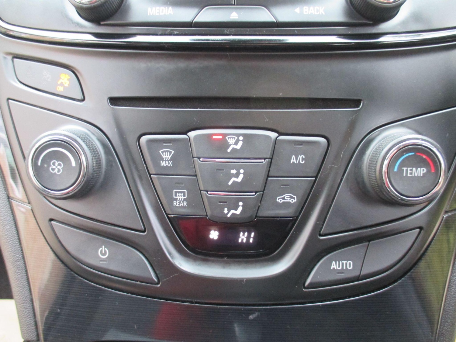 Used Vauxhall Insignia 2017 for sale - 77658718: Photo 20