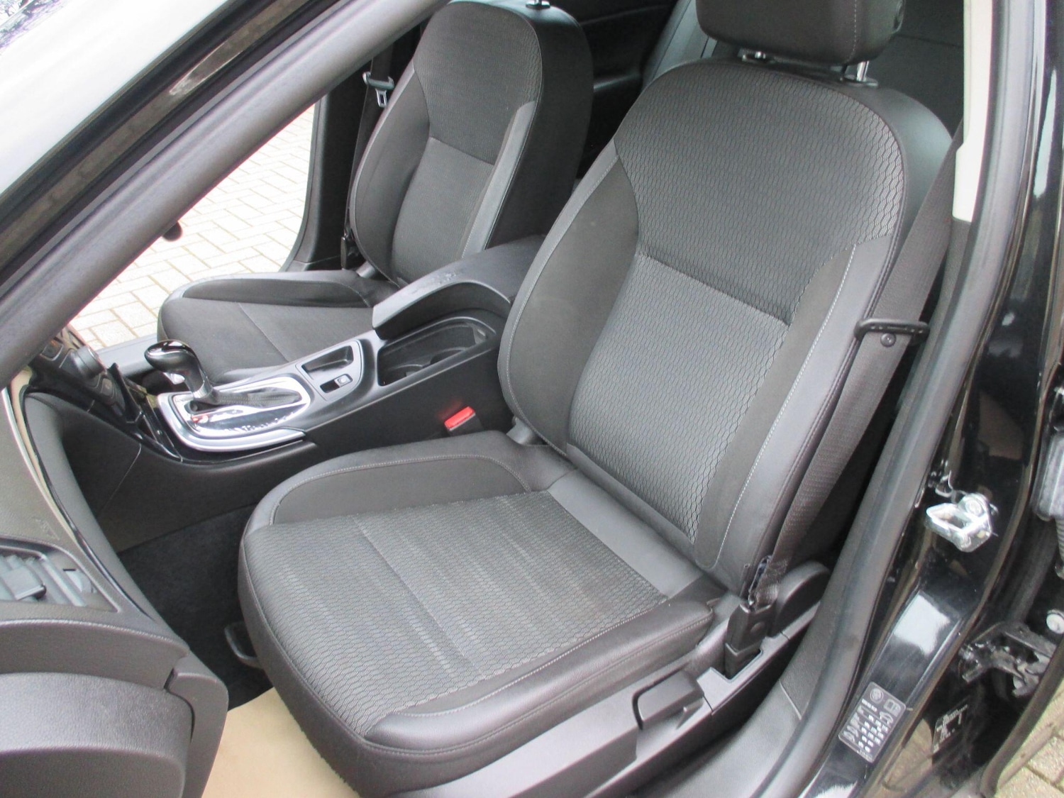 Used Vauxhall Insignia 2017 for sale - 77658718: Photo 24