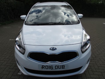 Used Kia Carens 2016 for sale - 78740930: Photo