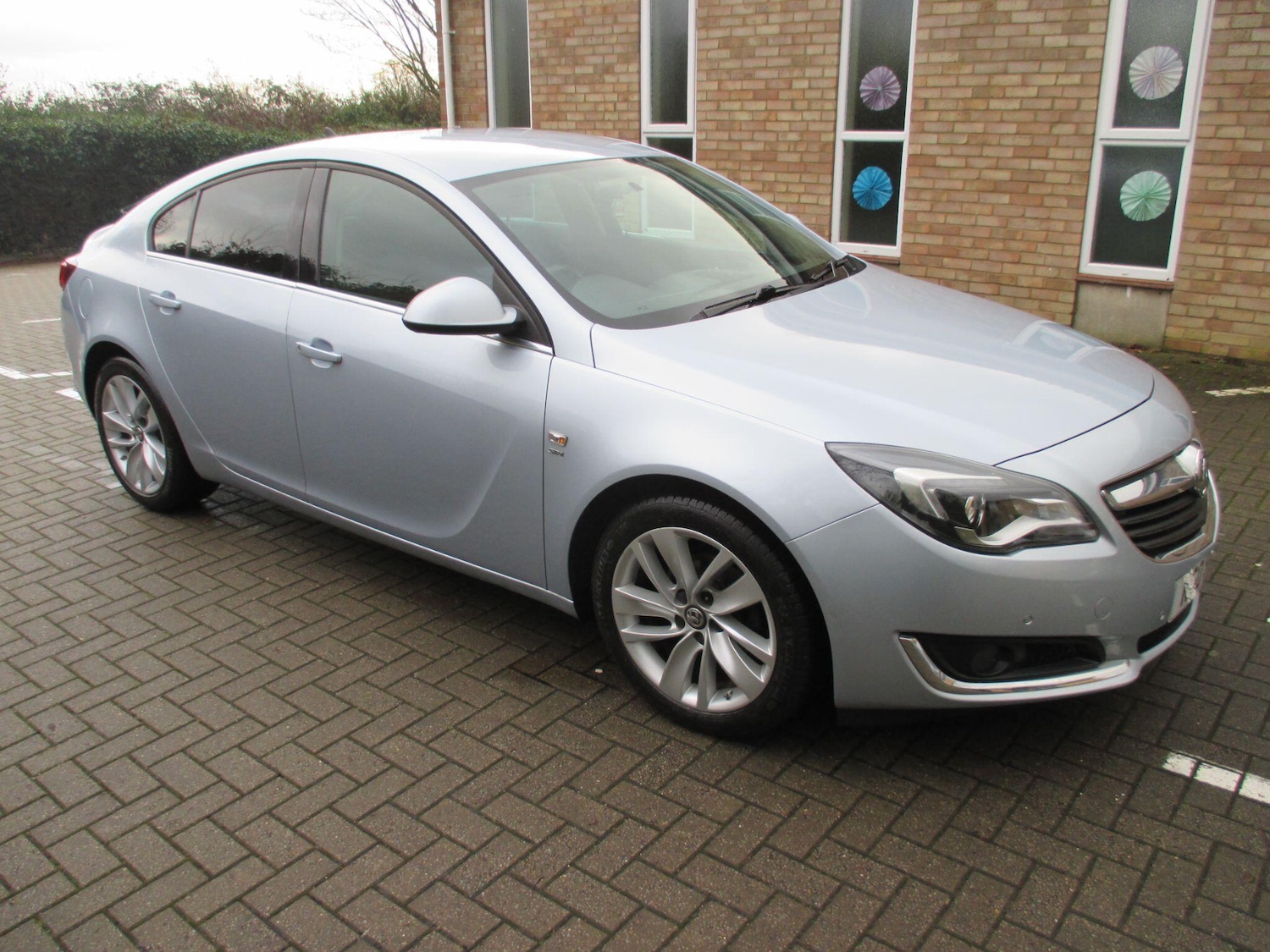 Used Vauxhall Insignia 2017 for sale - 77331602: Photo 1