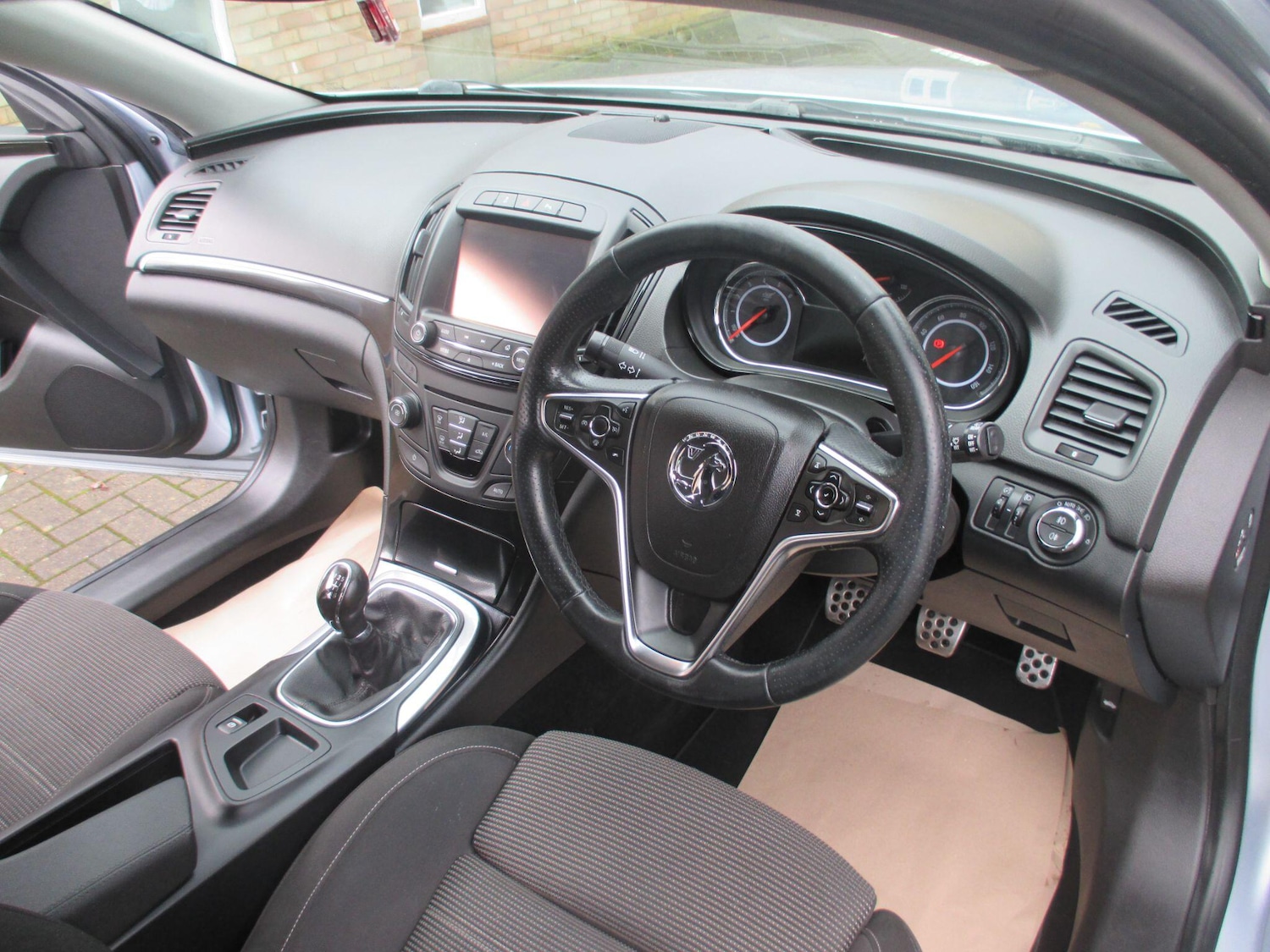 Used Vauxhall Insignia 2017 for sale - 77331602: Photo 12