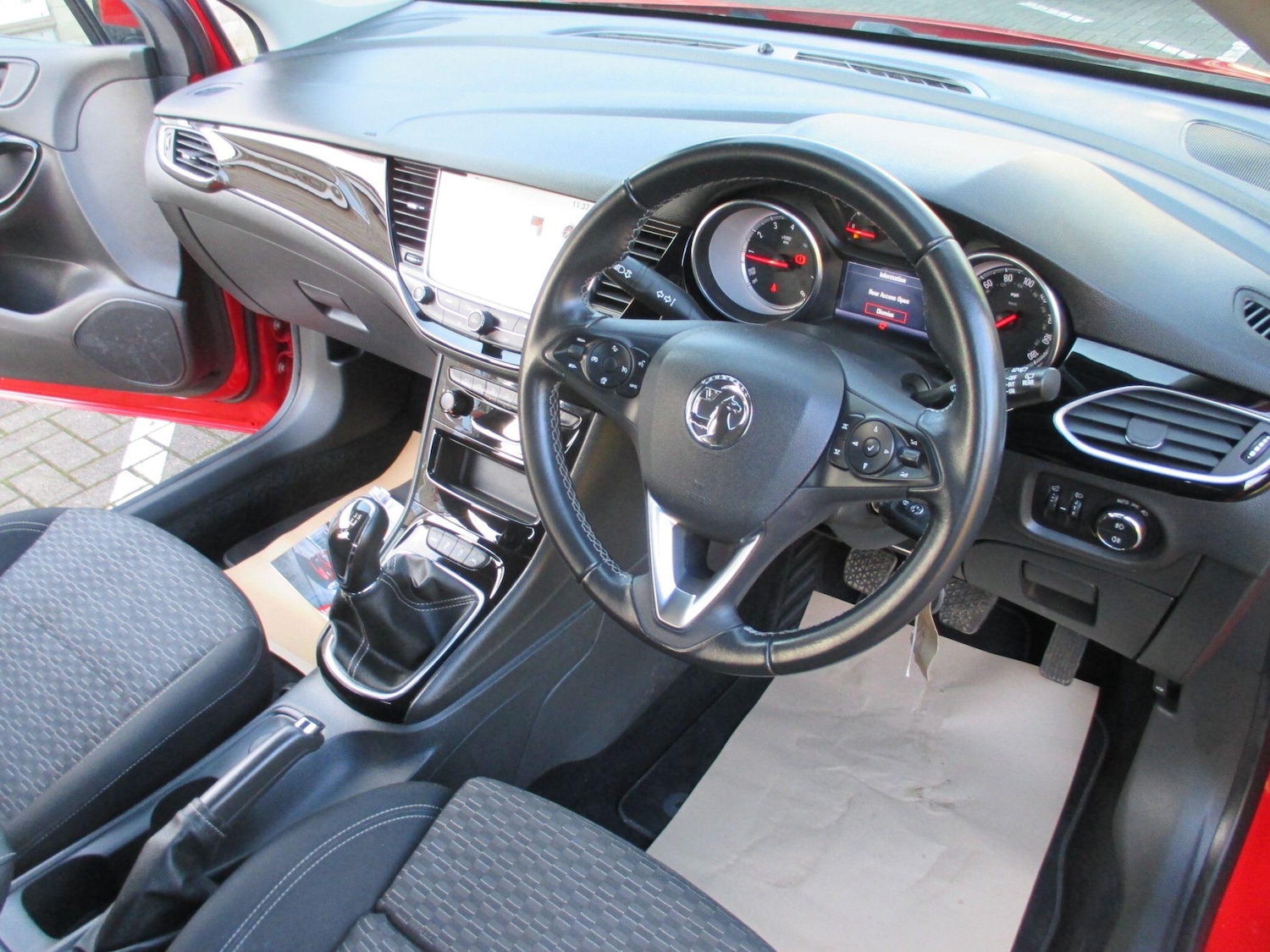 Used Vauxhall Astra 2018 for sale - 77331787: Photo 12