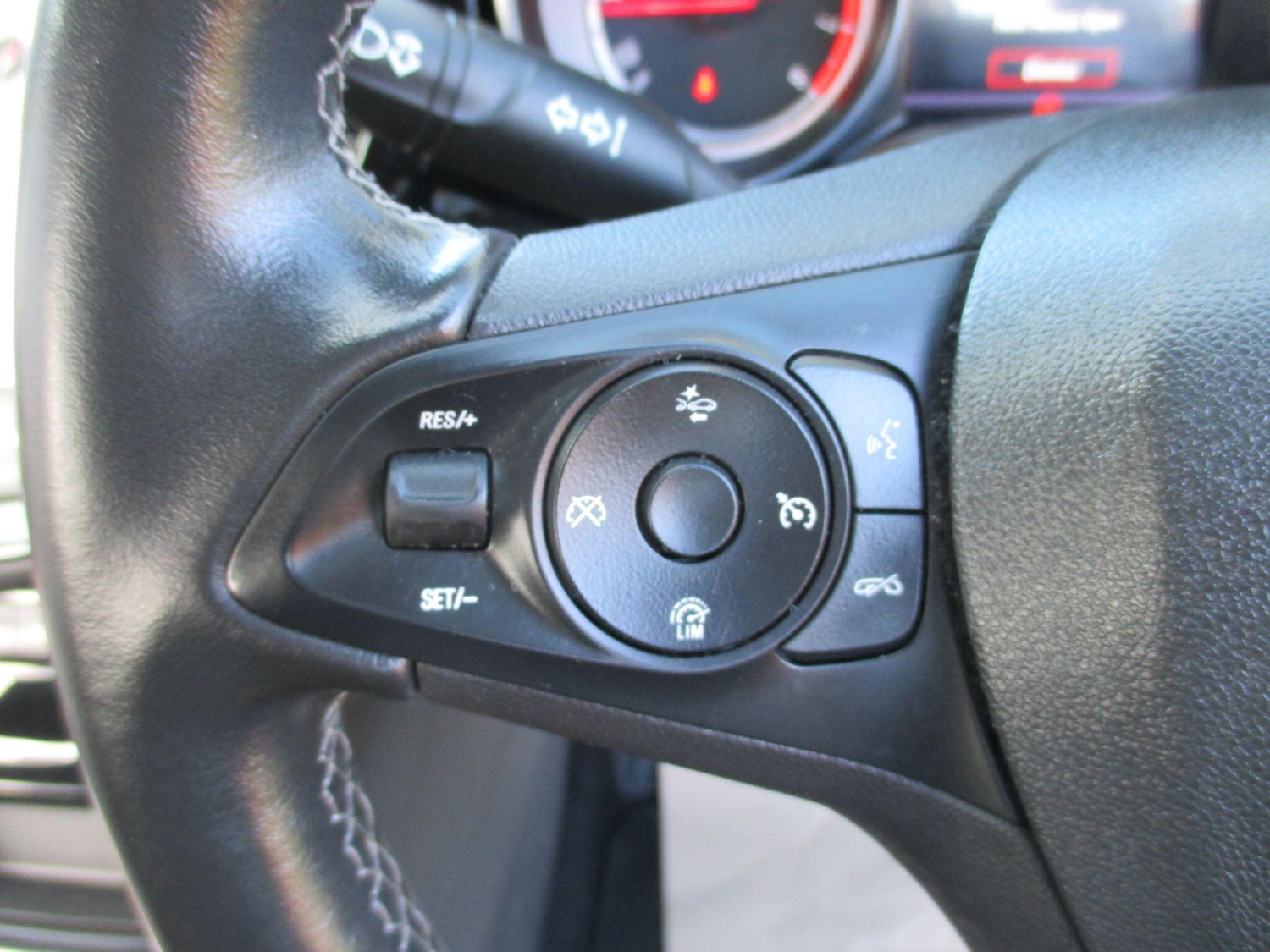 Used Vauxhall Astra 2018 for sale - 77331787: Photo 25