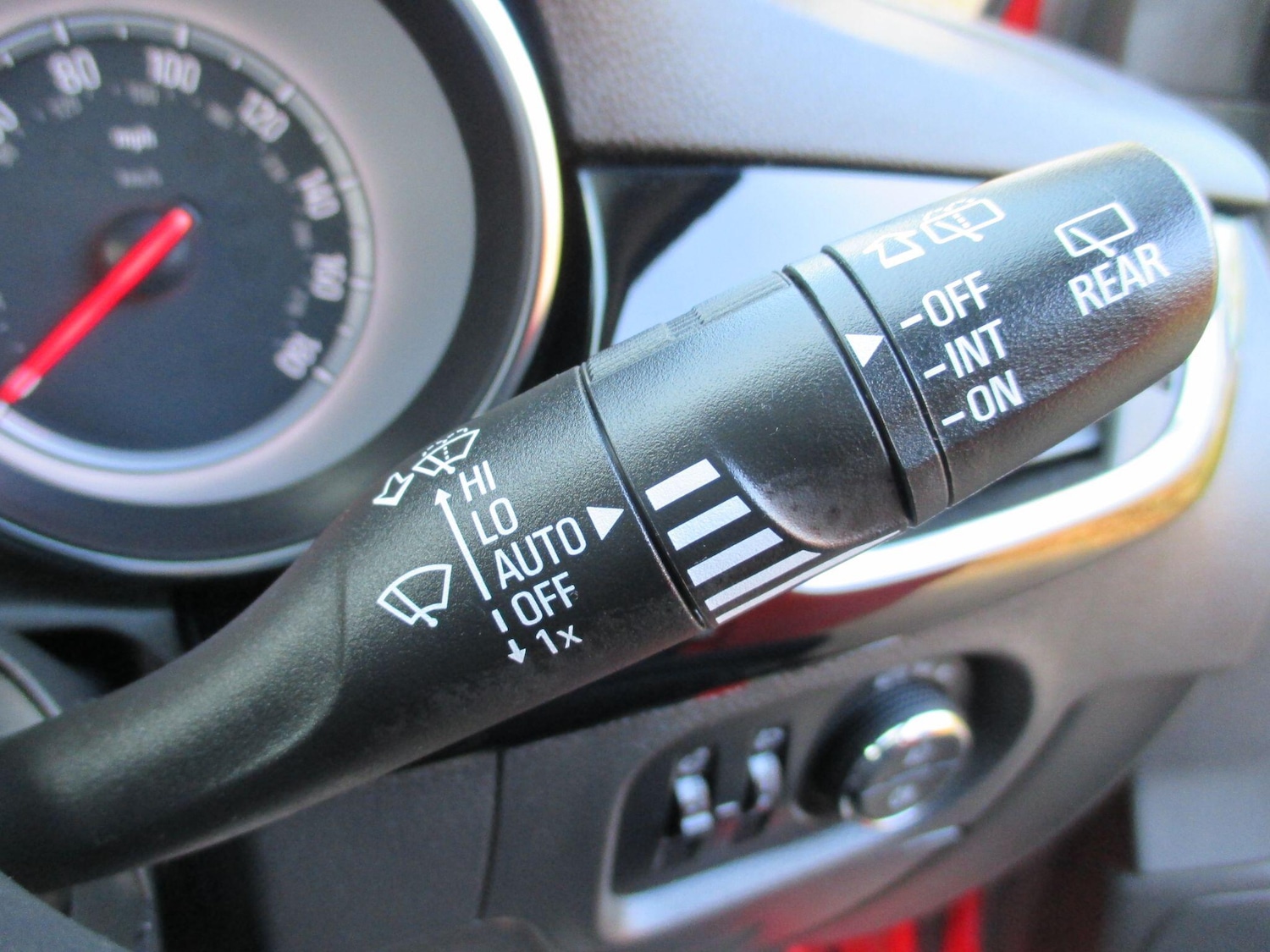 Used Vauxhall Astra 2018 for sale - 77331787: Photo 28