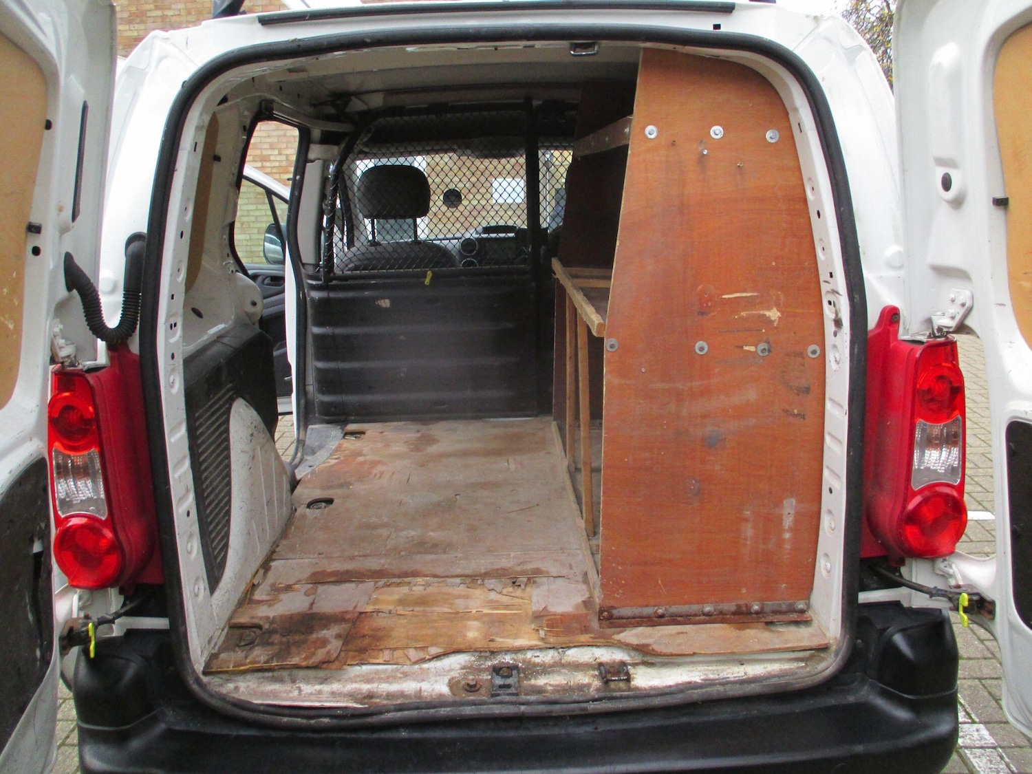 Used Peugeot Partner 2012 for sale - 76398428: Photo 11