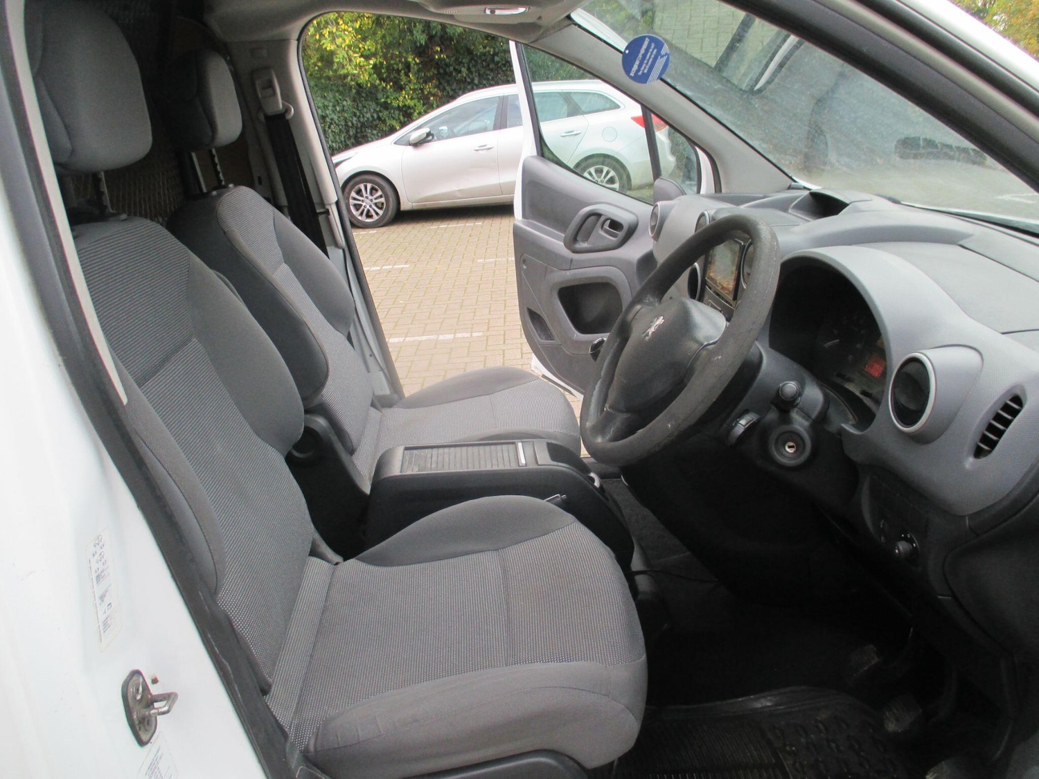 Used Peugeot Partner 2012 for sale - 76398428: Photo 17