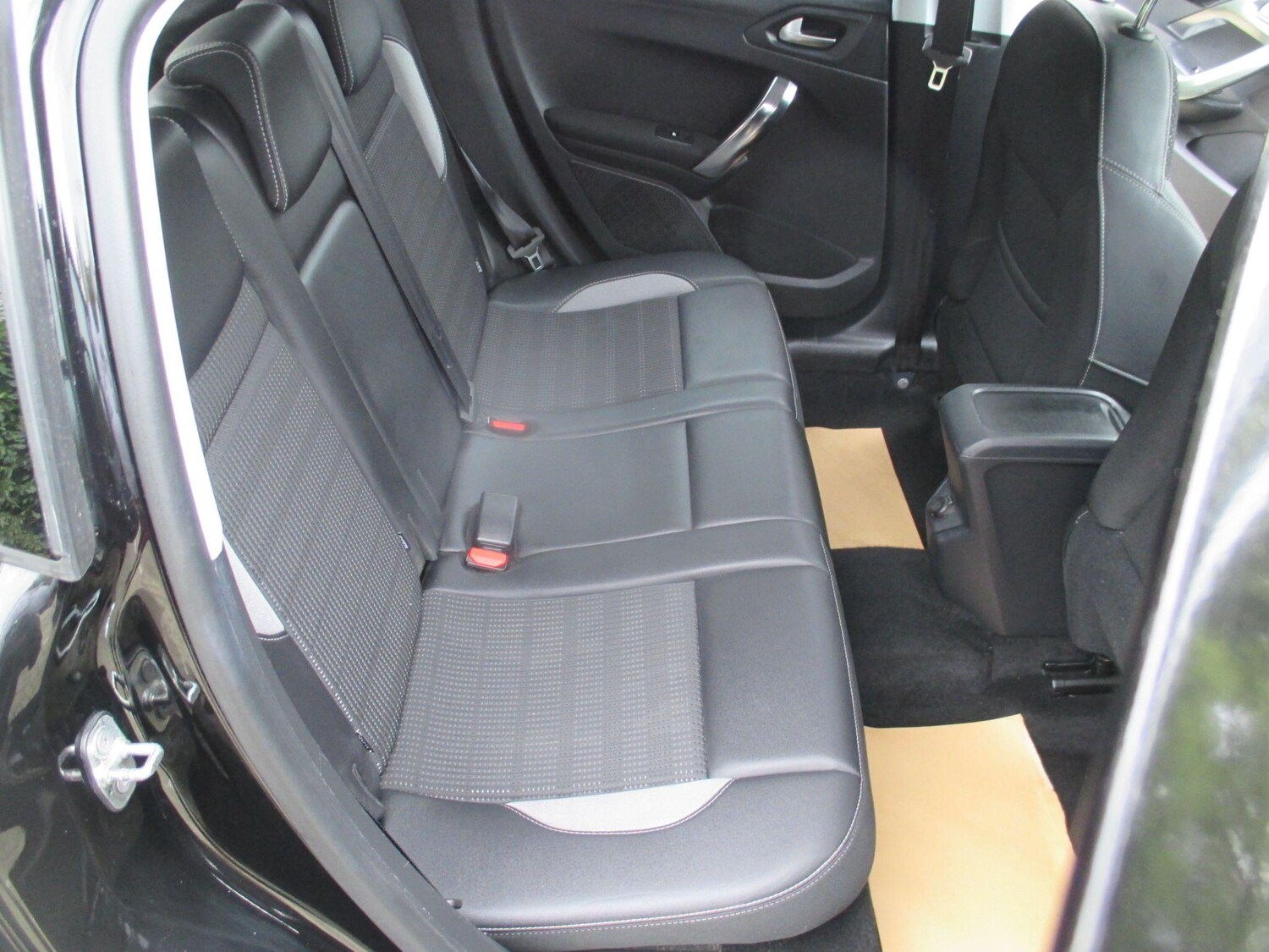 Vehicle 28