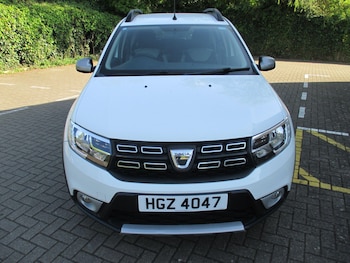 Used Dacia Sandero Stepway 2017 for sale - 78492116: Photo