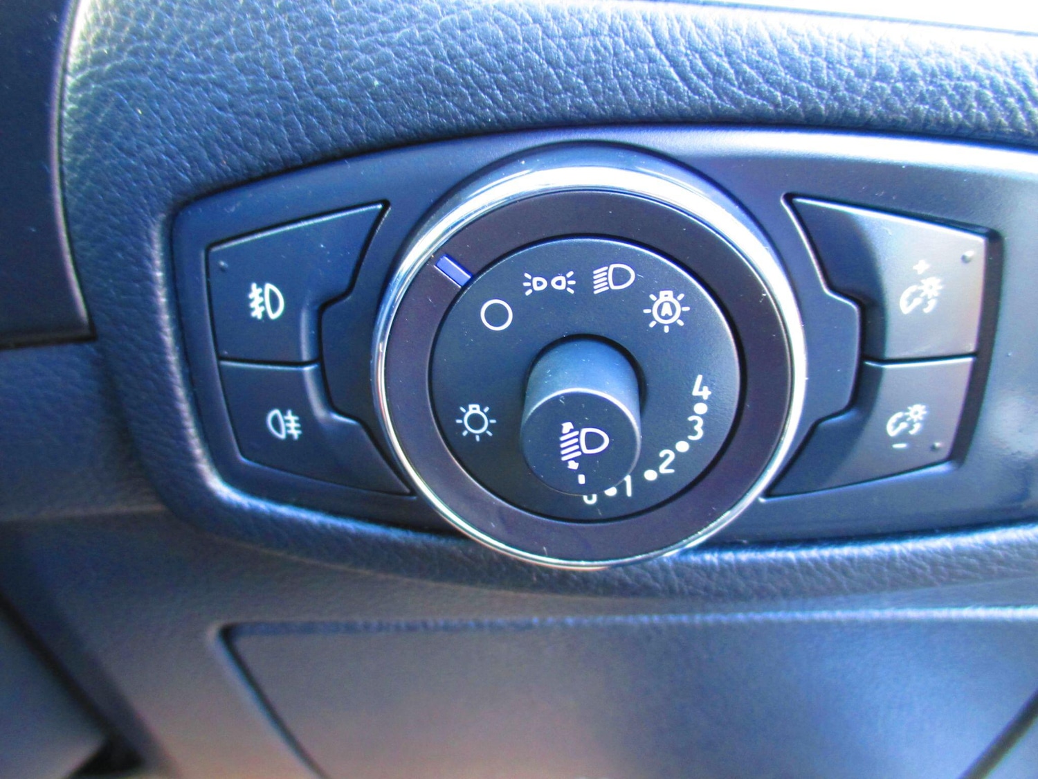 Used Ford S-Max 2019 for sale - 77683362: Photo 36