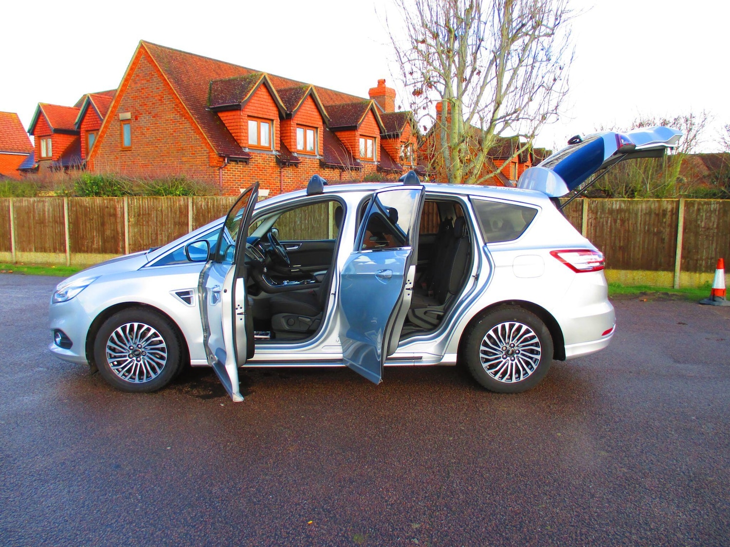 Used Ford S-Max 2019 for sale - 77683362: Photo 9